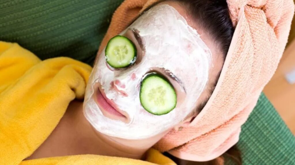 Try the skin with tanning, then try this domestic de tan face pack, will shine face - India tv hindi