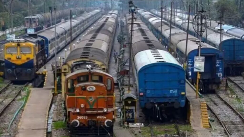 What is the eligibility to apply for the recruitment of Apprentice in Railways, know