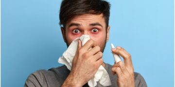Why does blood start coming out of the nose in summer? Learn what to do immediately if this happens - India tv hindi