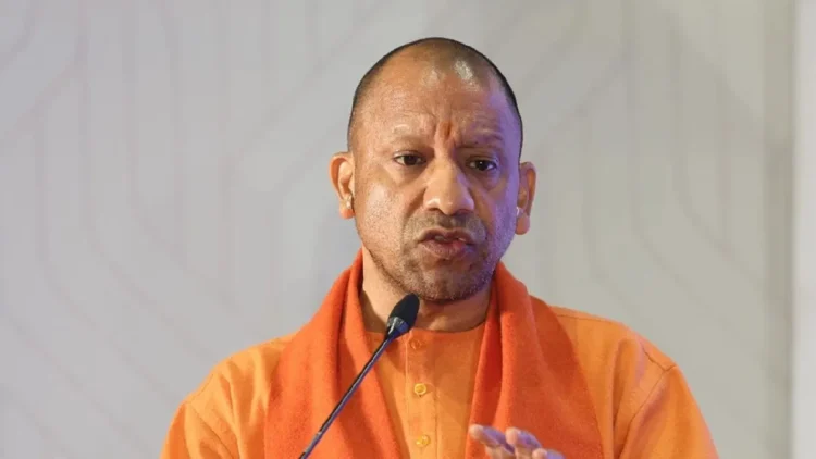 Yogi Adityanath Got Angry on Sp Leaders Statements on Pahalgam: Do not understand that they are SP leaders or Pakistan spokesperson, Yogi Adityanath, Bifre Yogi Adityanath, in the case of Pahalgam attack case, Yogi Adityanath, Don'T Undersand Whthr he is a spokesper or a spokesperon of pakistan, Yogi Adityanath Got Angry on the Statements of Sp Leaders in Pahalgam Attack Case