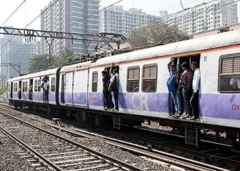 You can withdraw money in a moving train, ATM for passengers in Panchavati Express