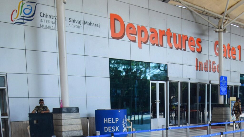 You will be able to import jewelery through private transport from May 1 at Mumbai Airport - India tv hindi