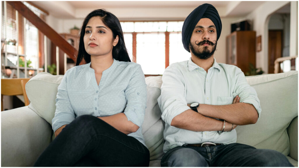 Your habits can ruin the relationship, if you do not improve, breakup - India tv hindi