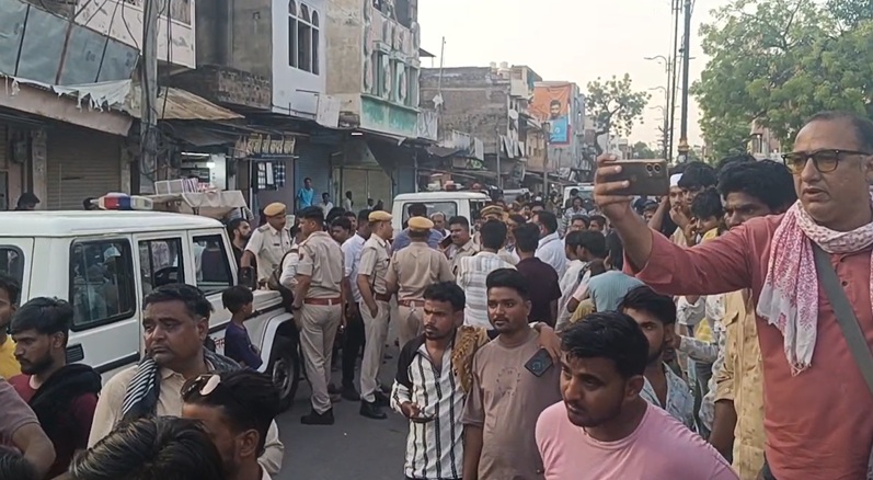 15 hours of electricity and water shut down: Anger of people erupted in Tonk, jam on the road, slogans against MLA pilot and officials