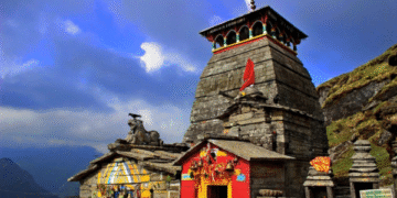 Open doors of third Kedar Shri Tungnath ji, 500 people visited after worship by law