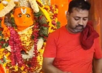 Hanuman temples echoed Bajrangbali, cheering on big Mars, devotees received offerings