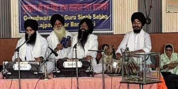 Martyrdom Day of Sri Guru Arjan Dev: Shabad Kirtan, echoed in gurudwara, distributed prasad of syrup