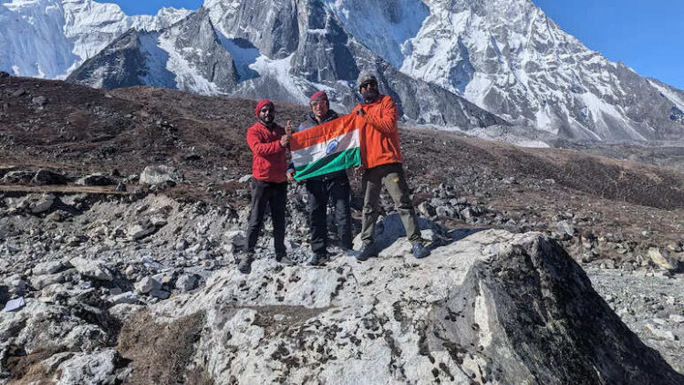 3 youths of Rajasthan hoisted the tricolor on 20 thousand high peak, climbing on Island Peak of Nepal