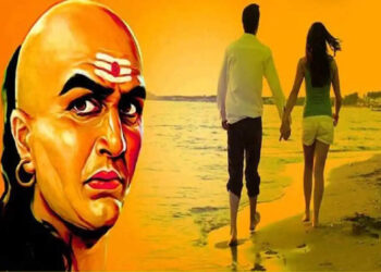 चाणक्य नीति के अनुसार पुरुषों की ये आदतें बनती हैं महिलाओं की कमजोरी, वीडियो में जानिए 5 गहरे मनोवैज्ञानिक रहस्य 