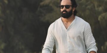 Actor was upset over not getting films, beaten up a person close to angry