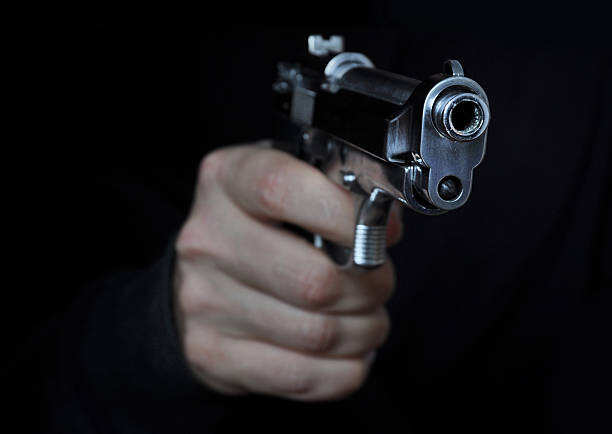 After all, how did the ticket prank take life? At 3 am in the morning, ran away after playing the bell of the house, the owner shot and shot