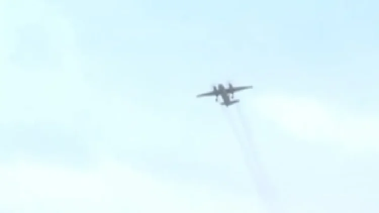 Air Force Conducts Flypast on Ganga Expressway: Air Force showed strength, Rafael on Ganga Express, Miraj flew after landing, night landing shows, air force showed its power, rafale on Ganga Express, MIRAGE TOKE OF AFF AFF AFF AFF AFF AFF AFFAREGA Night landing show will be help in the Evening