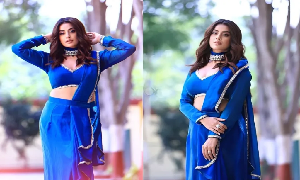 Akshara Singh of beauty in Royal Blue Dress, increased the heat due to performance
