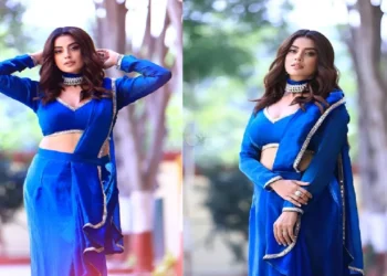 Akshara Singh of beauty in Royal Blue Dress, increased the heat due to performance