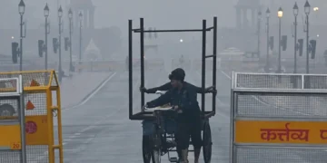 Alert released for thunderstorm water again in Delhi. Sheds of houses can blow again. Out of the house after seeing IMD alert