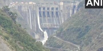 All gates of Salal Dam closed on Chenab river, tremendous decline in water level in Reasi