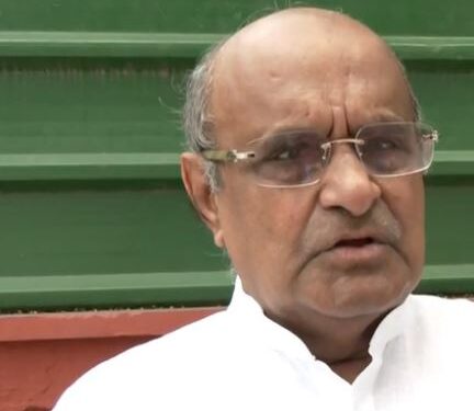 All war -related decisions are in the hands of the three armies: JDU leader KC Tyagi