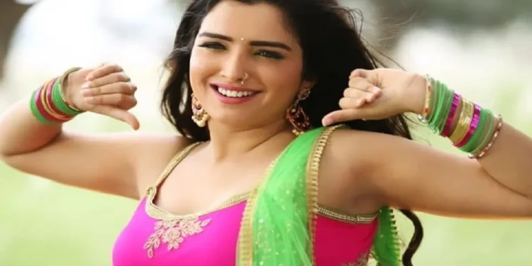 Amrapali Dubey celebrated her parents' wedding anniversary, shared this special video