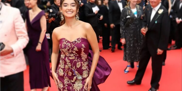 Anushka Sen's gown was prepared in 611 hours, 34 artisans brought hard color