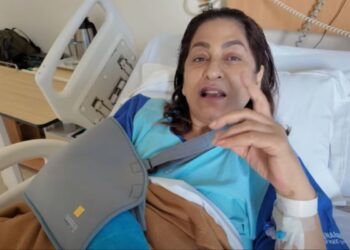 Archana Puran put up a class of haters, cleaned after hand injury