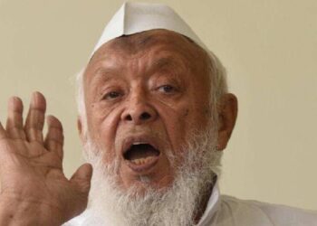 Arshad Madani Controversial Statement: Maulana Arshad Madani made a controversy statement, Listen to what the President of Jamiat Ulema-e-Hind said in this video, Jamiyat Ulama I HIND President Arshad Madani Gives Controversial Statement