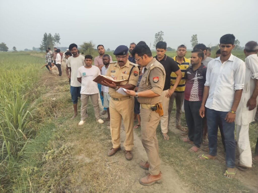 Asha worker dies in suspicious circumstances in Badaun, body found in a half -hearted state in maize field, feared rape and murder