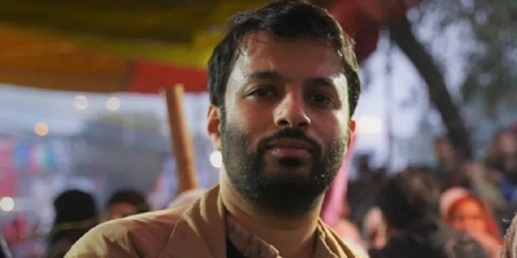 Ashoka University Professor Arrested: Assistant Professor Ali Khan Mahmudabad of Ashoka University of Sonepat arrested, Colonel Sophia Qureshi and Wing Commander Vyomika Singh accused of objectionable comment on Vyika Singh, Sonipat Ashoka University Assistant Assistant Assistant ProfessSor ALI KHAN ARIRESTED FOR Derogatory Remarks Against Colonel Sofia Qureshi and Wing Commander Vyomika Singh