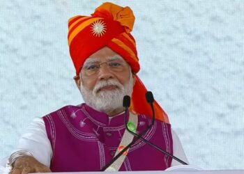 At the Gujarat rally, the Prime Minister said, Pakistan's 'hate' politics will not be tolerated