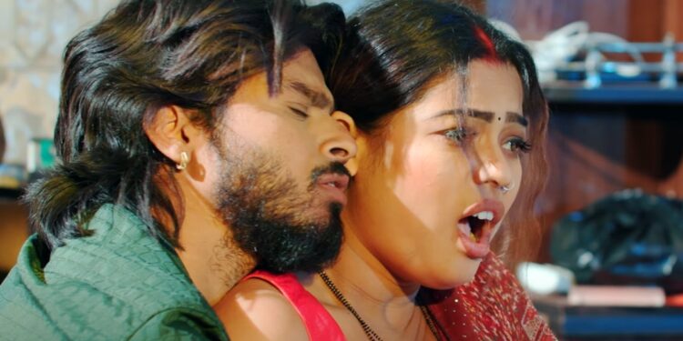Bhojpuri Song: कमरिया में बल नईखे Shilpi Raj और Amit Star की जुगलबंदी ने मचाया धमाल