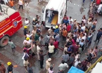 Big accident in the country. 17 people lost their lives. Mourning near Charminar in Hyderabad.