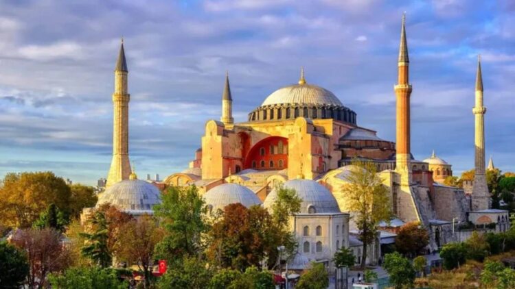 Bollywood films will be banned in Türkiye? FWICE appeals to makers