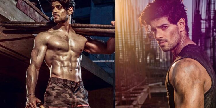 Bollywood's flop hero told his mother-father chemistry
