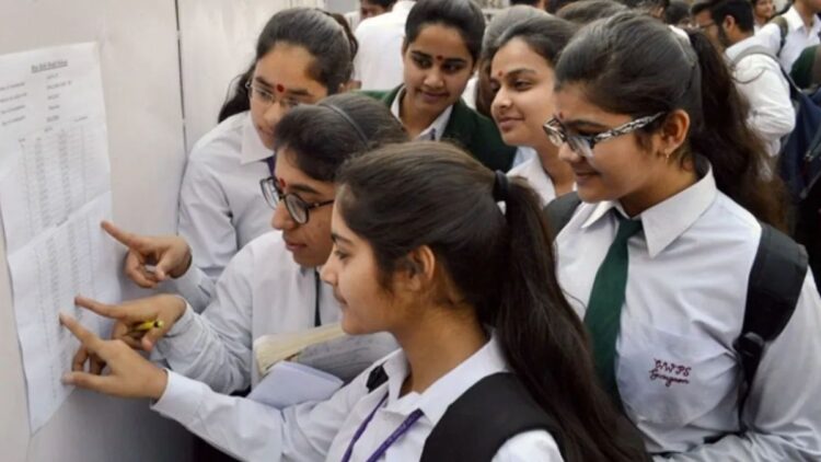 CBSE Board Class 12th results released, know how many percent girls and how many boys pass