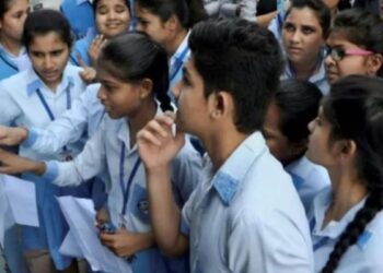 CBSE board class 10th results released, 93.66 percent students pass