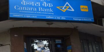 Canara Bank appeals to 82,000 employees to deposit Rs 10 lakh, know the matter