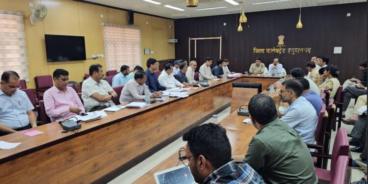 Collector gave instructions regarding pre -monsoon preparations, orders to complete all arrangements by June 5