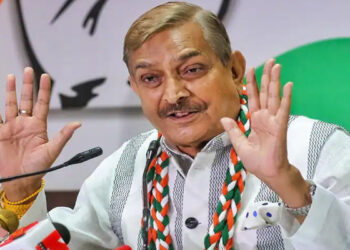 Congress made the biggest sacrifice on terrorism, Rahul Gandhi with the people of Kashmir: Pramod Tiwari