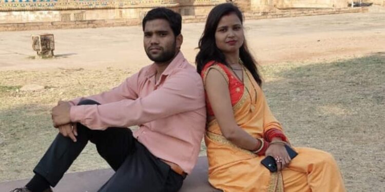 Controversy between husband and wife, husband murdered body and reported to police station, disclosure from CCTV