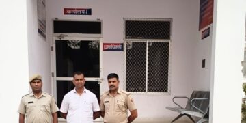 Dausa: Mandawar police arrested accused with illegal 12 bore guns and 23 cartridges