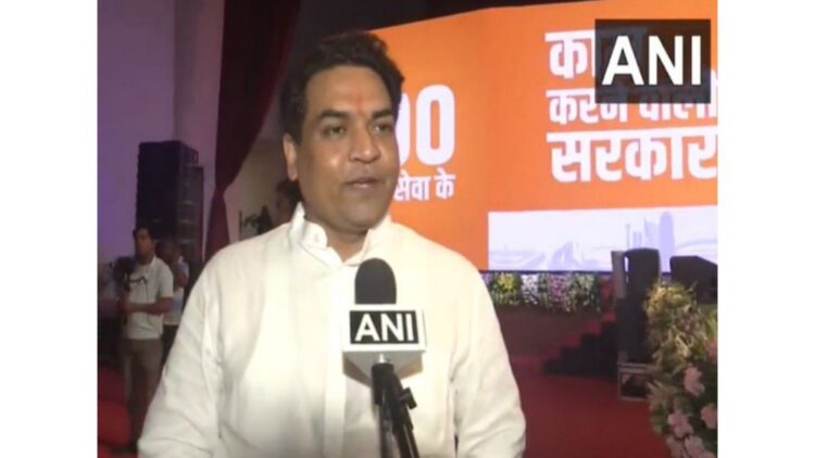 Delhi: On the completion of 100 days of Delhi government, BJP leader Kapil Mishra targeted the Aam Aadmi Party, said that instead of work, it does politics of protest "AAP"