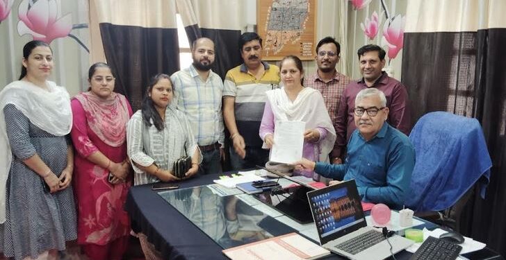 Demand for posts of IT personnel in Panchayati Raj Department in the information technology era
