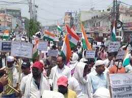 Demand to abolish Waqf amendment in Sikar, learn slogans against central government in video