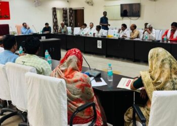 Discussion on Food Safety and Vigilance Committee meeting, ration distribution process, Aadhaar seeding and e-KYC
