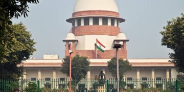 Do not argue on matters during summer holidays, senior lawyers, give junior lawyers opportunity: Supreme Court