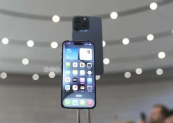 Donald Trump threatens Apple, if you do not create iPhone in America, 25% tariff will be taken