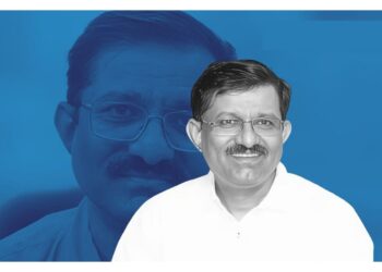 Dr. Shivaji Bandappa Kalge ​​Biography in Hindi | Dr Shivaji Bandappa Kalge ​​Wikipedia Age Family Early Life New Worth and Political Career in Hindi | Newstrack Hindi News | Special News in Hindi Samachar | Dr Shivaji Bandappa Kalge ​​Wikipedia: From doctor to public representative: Dr. Kalgi's ground leadership is very strong. News Track in Hindi