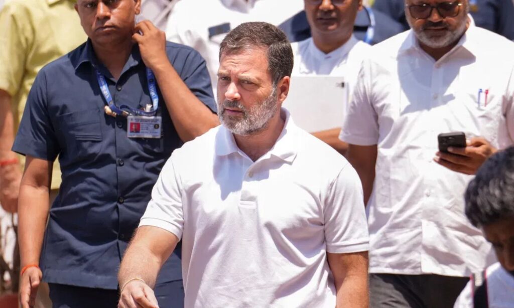 FIR Filed Against Rahul Gandhi case is related to his address to students at Ambedkar Hostel | FIR registered on Rahul Gandhi, the matter is related to addressing students in Ambedkar Hostel. News Track in Hindi