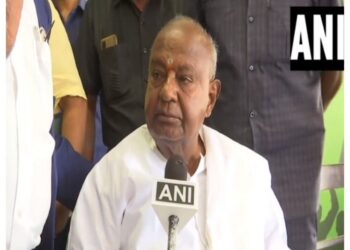 Former Prime Minister Deve Gowda appreciated India's "mature and restrained" military reaction on the Pahalgam attack