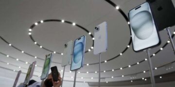 Foxconn invests ₹ 12,800 crore in India, company will increase construction of iPhone