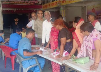 Free medical camp organized by Rotary Club and Shailly Hospital in Dausa, more than 150 patients got benefits